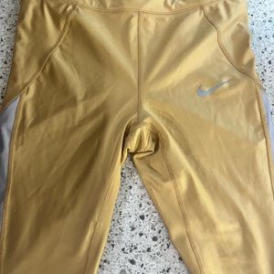 Nike Women, Medium, Dri-Fit workout/running pants.
